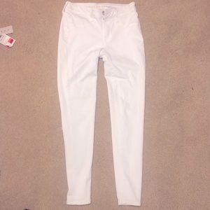 white American eagle pants